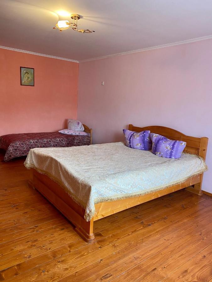 Medova Hata Hotell Verkhnyaya Rozhanka Exteriör bild