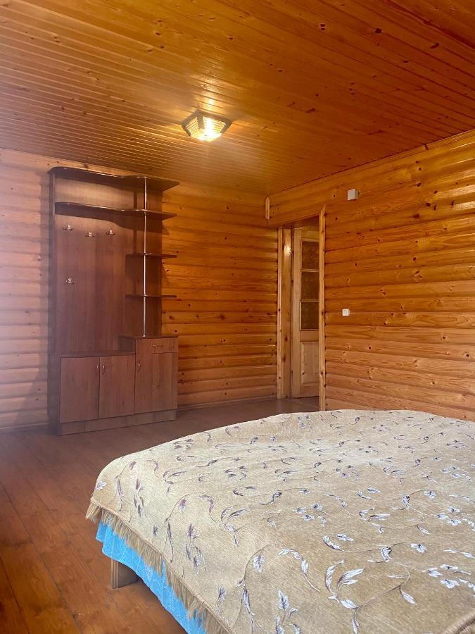 Medova Hata Hotell Verkhnyaya Rozhanka Exteriör bild
