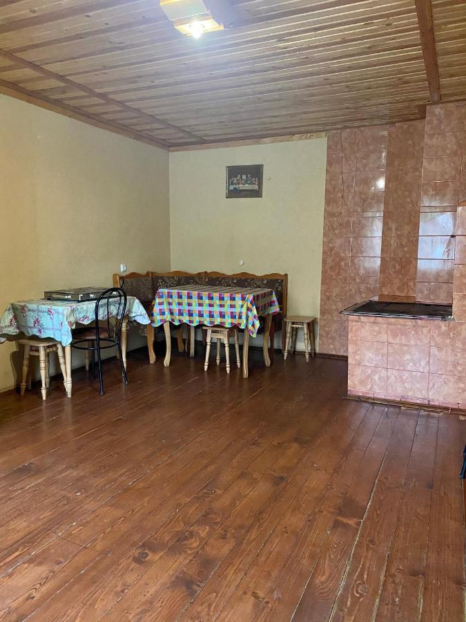 Medova Hata Hotell Verkhnyaya Rozhanka Exteriör bild