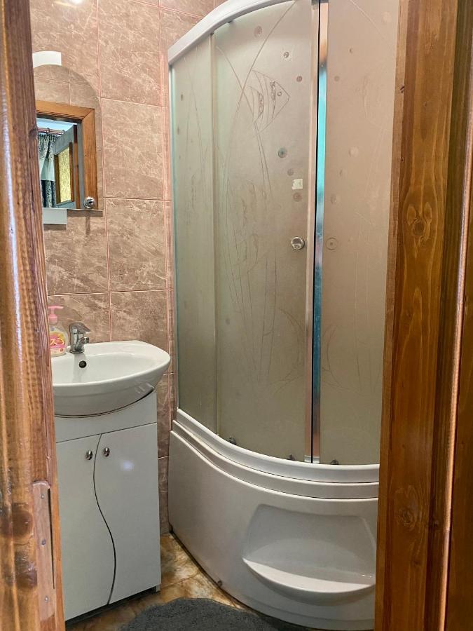 Medova Hata Hotell Verkhnyaya Rozhanka Exteriör bild