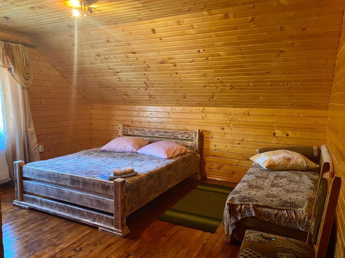 Medova Hata Hotell Verkhnyaya Rozhanka Exteriör bild