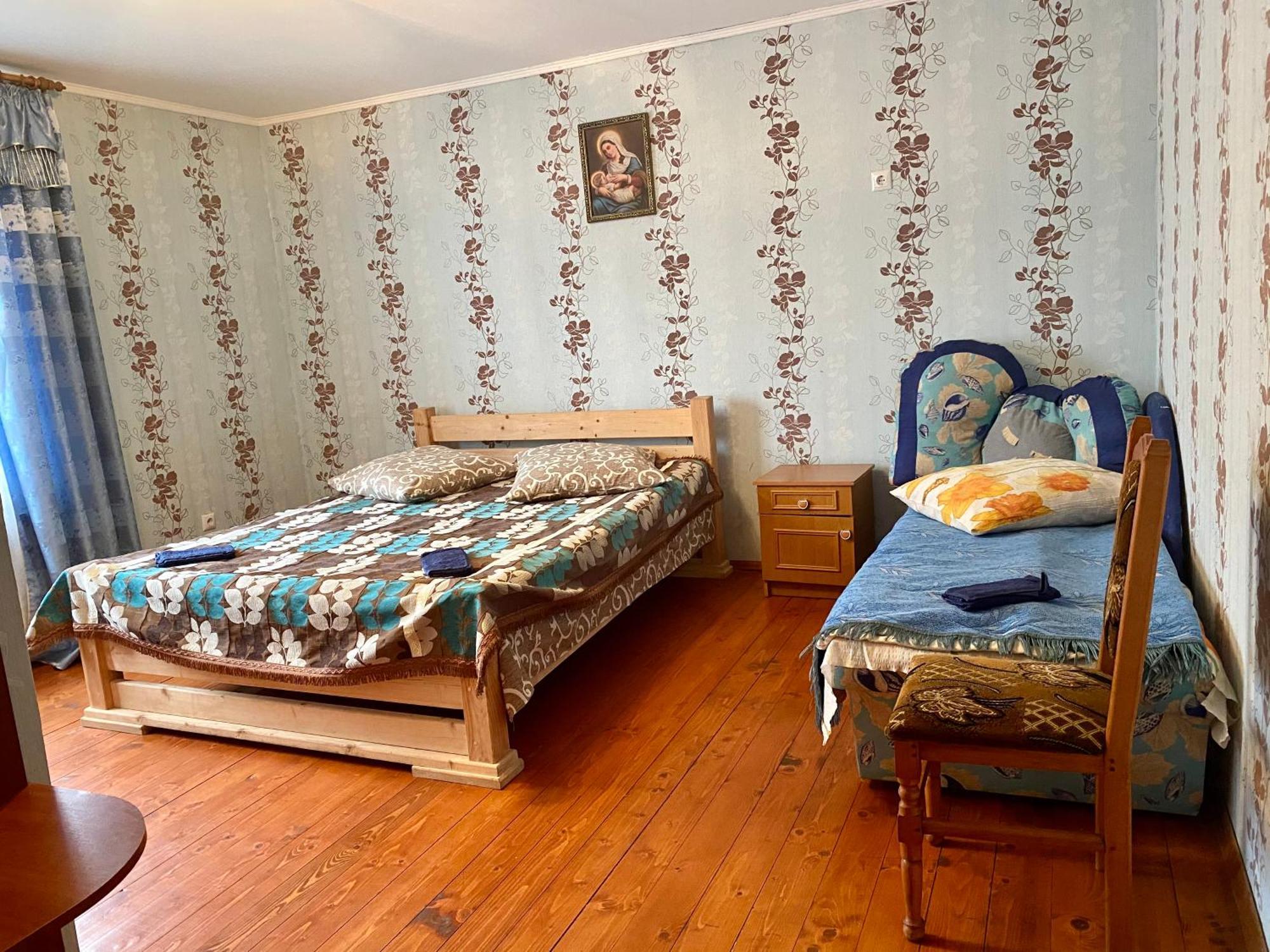 Medova Hata Hotell Verkhnyaya Rozhanka Rum bild